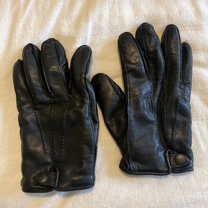 Ugg Leather Glove with Sherpa Lining